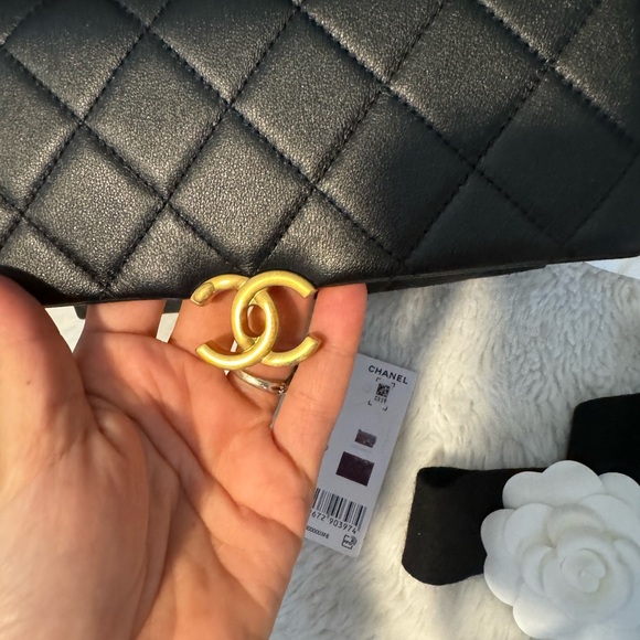 Chanel Small Flap Bag 🥰💕✨ - Picture 3 of 16